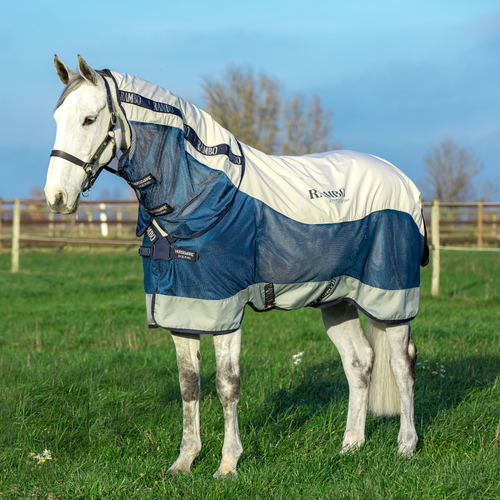Couvre-cou pour cheval Horseware Rambo Protector | La sellerie de Maé